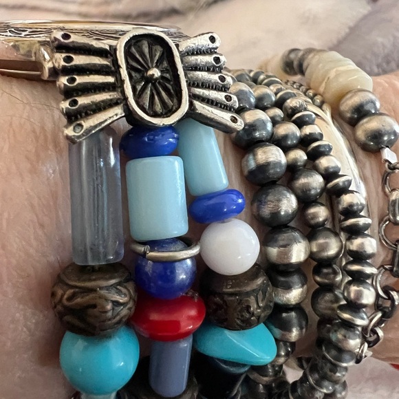 ❤️ L.A. Express Southwestern Watch Pre-Owned / New Battery Sz 7.25 Silver-Toned - Picture 4 of 10